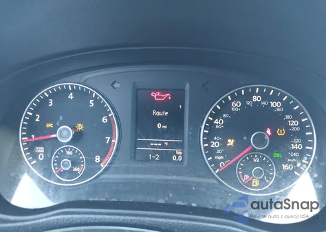 2013 Volkswagen Passat 2.5L Sel Premium z USA, uszkodzony, nr VIN 1VWCH7A39DC133784